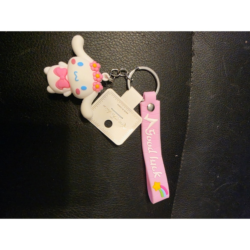 Cinnamoroll Kuromi Hello Kitty My Melofy Pink Good Luck Keychain